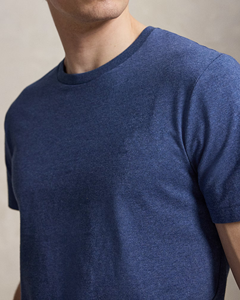 Camiseta de manga corta con cuello redondo de algodón azul liso para hombre – Prenda informal suave, ligera y cómoda para el uso diario - Product Image 6