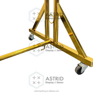 Estante de exhibición de ropa con riel de rueda móvil para trajes de pantalones dorados de 2 capas - Product Image 5