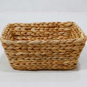 Panier de rangement rectangulaire en rotin naturel, simple et polyvalent, pour un rangement soigné - Product Image 2