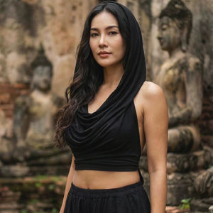 Haut court à capuche pour festival d'été, dos nu, à nouer, style bohème, col bénitier, dos ouvert, à prix de gros - Product Image 1