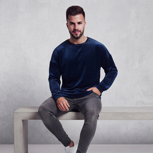 Camiseta de Terciopelo de Manga Larga para Hombre, Cuello Redondo, Suave, Informal, Lisa, Ajuste Holgado, Personalizable con Logotipo, OEM, ODM, Venta al Por Mayor - Product Image 5