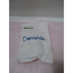 Codo de Unión Swagelok PFA4-8-FTFX-95-3 de 1/2 pulgada - Equipo y Piezas de Semiconductores de Confianza con Legado Global - Product Image 2