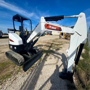 Miniexcavadora Bobcat E35 de uso pesado, excavadora compacta confiable para demolición, paisajismo y excavación. - Product Image 3