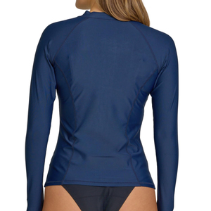 Camiseta de manga larga para mujer, color azul marino, ligera, que absorbe la humedad, anti-UV, para deportes acuáticos y fitness. - Product Image 2