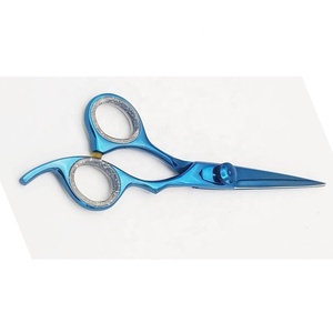 Tijeras de Peluquería Profesionales de Doble Gancho, Acero Inoxidable, Hojas de Corte Preciso, Anillo de Silicona Antideslizante, Diseño para Diestros, Personalizables - Product Image 2