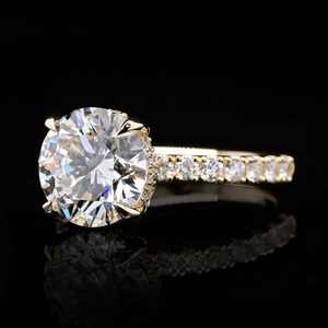 Prêt à expédier - Bague en argent sterling S925 de luxe avec moissanite 5 carats pour femme - Bagues de fiançailles et de mariage - Product Image 4