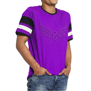 Camiseta de manga corta para hombre, color verde azulado, con logotipo de alas en relieve, corte regular, cuello redondo, ribete a rayas en contraste, tejido de punto. - Product Image 5