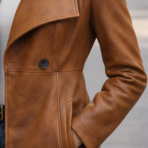 Veste longue en cuir moderne pour femme, style manteau, vêtement d'extérieur chaud, conçue pour la mode urbaine et les tenues saisonnières - Product Image 4