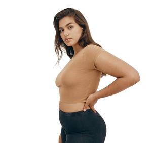 T-shirt court ajusté pour femme, style Y2K, en mélange de coton premium, à manches courtes, marque distributeur, fournisseur - Product Image 1