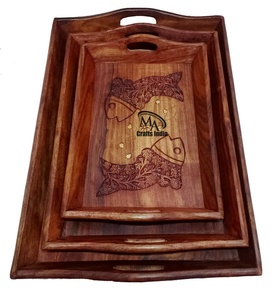 ถาดเสิร์ฟไม้ขนาดเล็กคุณภาพพรีเมียมสไตล์วินเทจ ตกแต่งด้วยทองเหลือง ลวดลายแกะสลัก สีน้ำตาล แบรนด์ M CRAFTS INDIA รับทำโลโก้ตามสั่ง - Product Image 4