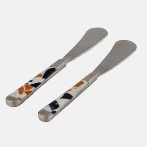 Ensemble de fromage en argent avec manche en marbre blanc Ensemble de grattoirs en gros Manche en porcelaine Trancheuse à beurre et crème - Product Image 1