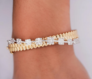 Bracelet de mariage classique pour femme en or plaqué 10 carats avec diamant taille Asscher serti en canal et design géométrique - Product Image 3