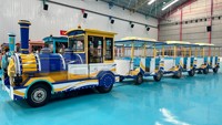 Tren Turístico Eléctrico Nova Rides de 28 Asientos, Tren de Acero para Adultos, Tren de Parque sin Rieles, Precio Directo de Fábrica en China