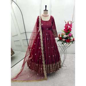 Vestido de noche de diseñador con secuencia bordada para fiestas con Dupatta incluida - Product Image 5