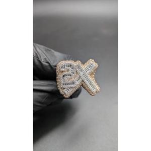 Anillo de Moissanita Personalizado con Nombre, Diamante Cultivado en Laboratorio con Claridad VVS, Corte Redondo, Chapado en Oro Rosa sobre Plata 925, Anillo de Diseño Impresionante - Product Image 1