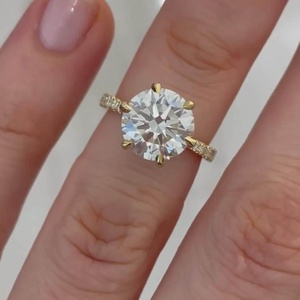 Anillo de Compromiso con Diamante Cultivado en Laboratorio de 2.5 CT, Corte Redondo, Solitario con Pavé, Certificado IGI, Anillo de Oro para Novia - Product Image 1