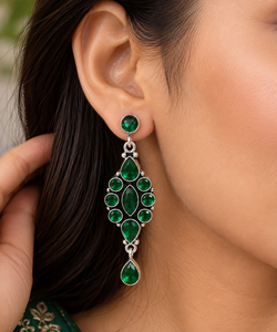 Boucles d'oreilles pendantes plaquées argent antique, pierre précieuse verte taille émeraude, bijoux bohèmes pour femmes, fournisseur en gros certifié fabricant - Product Image 2