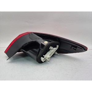 Luz Trasera Izquierda Exterior CC 357/358 2008-2012 Usada OEM 3C8945095D - Product Image 5