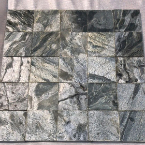 Tuiles de mosaïque en quartzite vert Zeera à finition polie, montées sur filet, panneaux de revêtement mural intérieur - Product Image 5