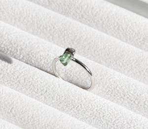 Natural Rough Green Tourmaline Bar Vertical Gemstone Ring in 925 Silver Artisan Jewelry - Product Image 3