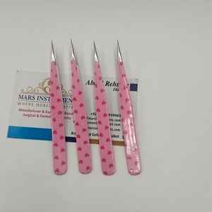 Pince à sourcils inclinée durable en acier inoxydable de haute qualité avec emballage de pochette - Product Image 3