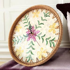 Horloge murale élégante pour salon, pièces décoratives, horloges suspendues en rotin écologiques, prix abordable - Product Image 1