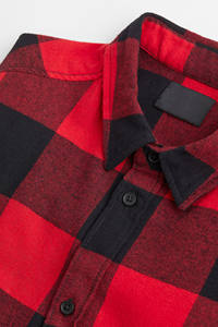 เสื้อเชิ้ตผู้ชายผ้าซาตินแขนยาวสไตล์ลำลองโอเวอร์ไซส์สำหรับฤดูใบไม้ผลิ/ฤดูร้อน เหมาะสำหรับใส่ทำงาน ติดกระดุม - Product Image 3