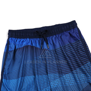 กางเกงขาสั้นซับลิเมชั่นคุณภาพสูงลายโลโก้ตามสั่งสำหรับฤดูร้อน เอวยางยืด แห้งเร็ว สำหรับผู้ชาย - Product Image 4