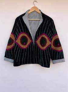 Blouson bomber unisexe brodé à la main avec des motifs floraux, magnifique blouson d'hiver matelassé en coton avec broderie Suzani, cadeau spécial - Product Image 4