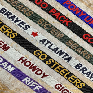 สายคล้องกระเป๋าทรงสี่เหลี่ยมผืนผ้าลายกีฬา Go Dawgs ประดับด้วยลูกปัดแก้วฝ้าย ทำด้วยมือ ตกแต่งกระเป๋าได้ตามต้องการ - Product Image 6