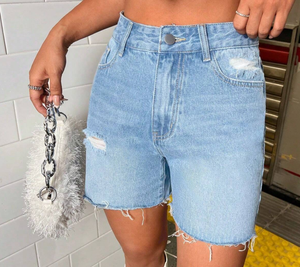 Shorts de mezclilla de cintura alta para mujer, casuales, desgastados, azul claro, con dobladillo deshilachado, para verano - Product Image 3