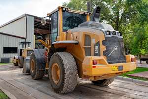 เครื่องยนต์ดีเซลเพอร์กินส์ Volvo L60H พร้อมชิ้นส่วนไฮดรอลิก HYDAC รถแบคโฮและรถตักล้อยาง - Product Image 4