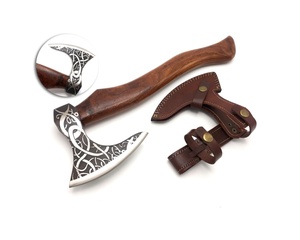 Hacha Vikinga Artesanal con Acabado Escarchado, Hacha de Camping de Acero con Alto Contenido de Carbono Grabada, Tomahawk Personalizado con Funda de Cuero - Product Image 1