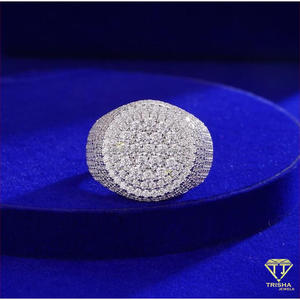Anillo de lujo con diamantes cultivados en laboratorio, plata 925, diseño redondo en racimo, para compradores mayoristas de joyería premium. - Product Image 2