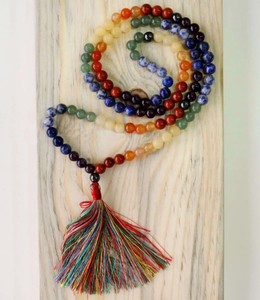 Bracelet élastique en pierres naturelles 7 chakras, bijoux en pierres précieuses multicolores, unisexe, avec pompon Mala, pour anniversaire - Product Image 3