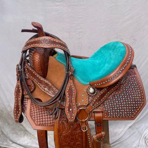 Ensemble de selle en cuir western avec décorations de barrel racing haut de gamme, en bois |   Quincaillerie en acier inoxydable façonnée à la main, couleur et taille personnalisables - Product Image 1