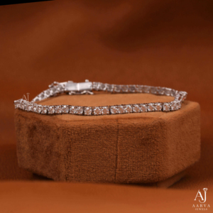 สร้อยข้อมือเทนนิสโมอิสซาไนต์ AARVA JEWELS ทรงบริลเลียนต์คัท ตัวเรือนเงินแท้ 925 ชุบโรเดียม ของขวัญแต่งงานสุดหรูสำหรับผู้หญิง - Product Image 1