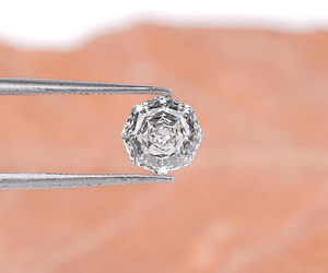 Diamant de laboratoire octogonal rose taillé 1,46 CT, diamant taillé antique, diamant CVD géométrique octogonal unique pour bague de fiançailles - Product Image 2