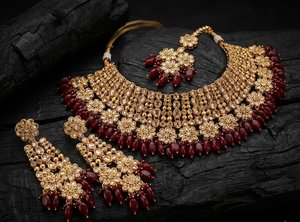 Parure de bijoux de luxe plaqué or avec collier en cristal, boucles d'oreilles, bague et bracelet – Cadeau de mariage pour femme, idéal pour les soirées et mariages - Product Image 5