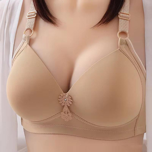 Soutien-gorge adhésif sans bretelles push-up invisible pour jeunes femmes, une pièce rembourrée, marque privée, taille unique, prix de gros - Product Image 2