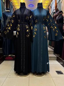 ชุดอาบายะห์งานแต่งงานแบบดั้งเดิมสีดำสวยงาม รุ่นใหม่ปี 2026 จากดูไบ สำหรับผู้หญิงชาวมุสลิมในซาอุดีอาระเบีย ทำจากผ้าโพลีเอสเตอร์ ความยาวคลุมถึงพื้น - Product Image 3