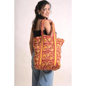 Bolso Tote Vintage Boho Floral Kantha, Bolso de Hombro Reutilizable de Algodón Estampado Hecho a Mano, Bolso de Mercado Ecológico de Rajasthan - Product Image 3