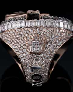 แหวนฮิปฮอปผู้ชายสั่งทำพิเศษหรูหราพร้อมโลโก้ เพชรโมอิสซาไนต์ S925 แหวนพลอยโมอิสซาไนต์สำหรับผู้ชาย - Product Image 6