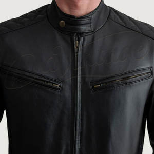 Veste bomber en cuir noir pour homme, coupe ajustée, avec détails matelassés aux épaules, en cuir d'agneau de qualité supérieure - Product Image 2