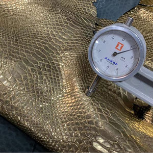 Cuir pleine fleur fabriqué en Italie, peau exotique, 1,2 mm, peau de serpent dorée, peau de mouton, peau de serpent camouflage, cuir de chèvre pull-up - Product Image 6