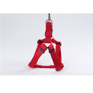 Harnais de sécurité pour animaux de compagnie en nylon, disponibles en version OEM/ODM du Vietnam, design uni, confortables à porter, série basique unie. - Product Image 5