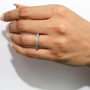 Bague de mariage demi-éternité en or blanc 10K 14K 18K avec diamant de laboratoire rond de 0,45 carat pour femme, empilable, pour anniversaire - Product Image 5