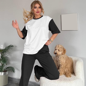 Conjunto de Verano de 2 Piezas para Mujer 2026, con Logotipo Personalizado OEM, Ecológico, 100% Algodón, Top de Manga Tres Cuartos y Pantalones Cortos, Estilo Casual Deportivo - Product Image 6