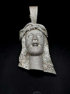 Collar con Colgante de Jesús con Incrustaciones de Moissanita en Plata de Ley 925 y Oro Blanco, Collar Religioso Personalizado de Estilo Hip Hop para Ella - Product Image 2