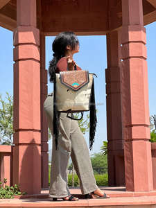 Vente chaude peau de vache sac à dos frange élégant Style occidental sac à dos sacs d'école unisexe usiné à la main sculpture en gros produit en vrac - Product Image 2